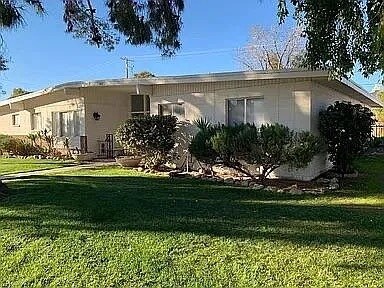 Building Photo - 302 E El Caminito Dr