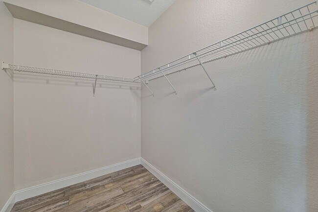 Building Photo - 8555 Bernwood Cove Loop