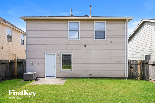 Building Photo - 8143 Chancewood Ln