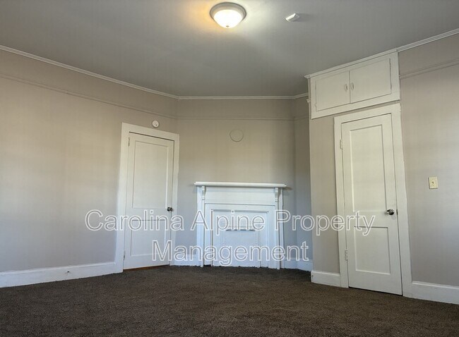 Building Photo - 801 W 2nd Ave