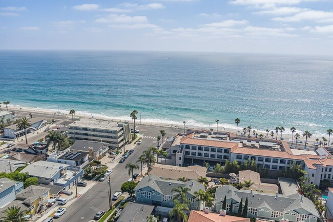 Building Photo - Carlsbad Village  Furnished 2 bedroom/2 ba...