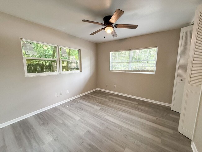 Building Photo - 3331 NW 27th Ave