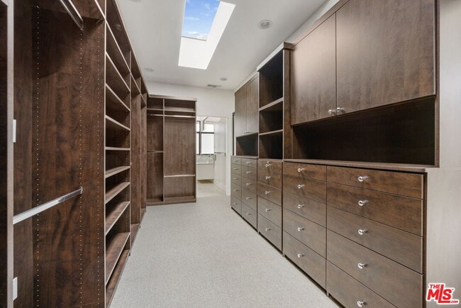 Building Photo - 11367 Elderwood St