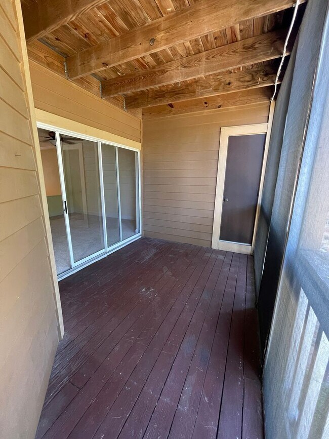 Building Photo - 482 N Pin Oak Pl