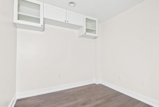 Building Photo - 3312 Hudson Ave