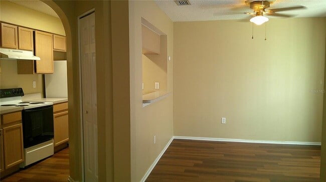 Building Photo - 537 Kensington Lake Cir
