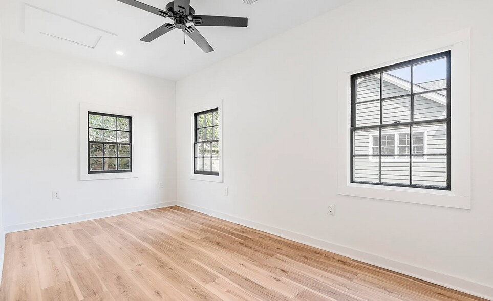 Building Photo - 5 Maranda Holmes St