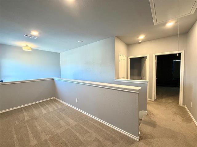 Building Photo - 2228 Dana Dr