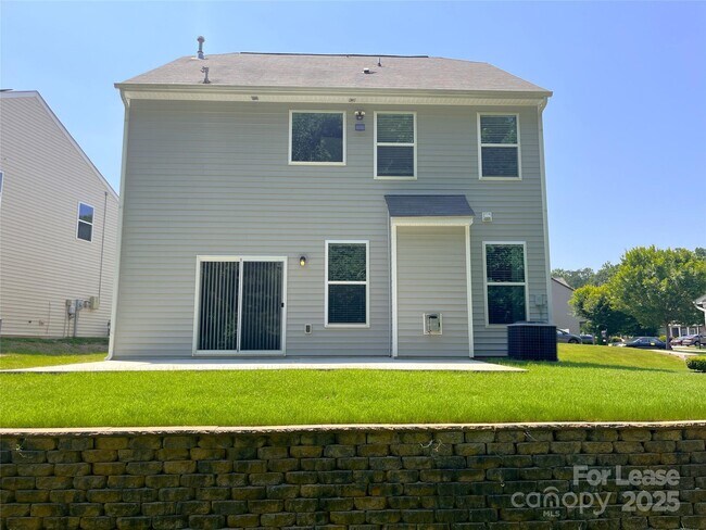 Building Photo - 432 Winecoff Woods Dr NW