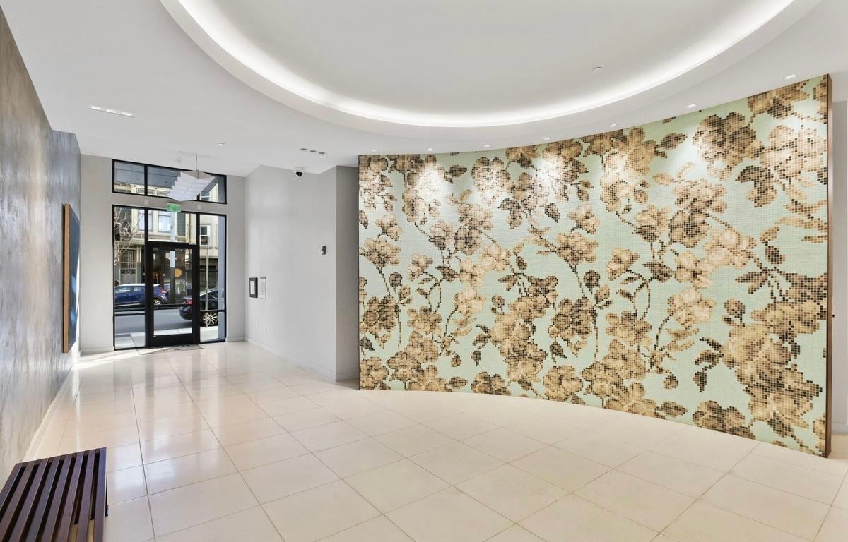 Building Photo - 580 Hayes St