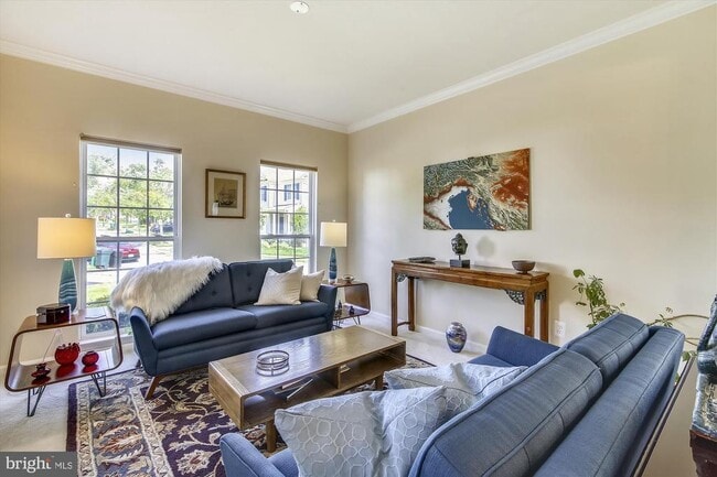 Building Photo - 350 Tannery Dr