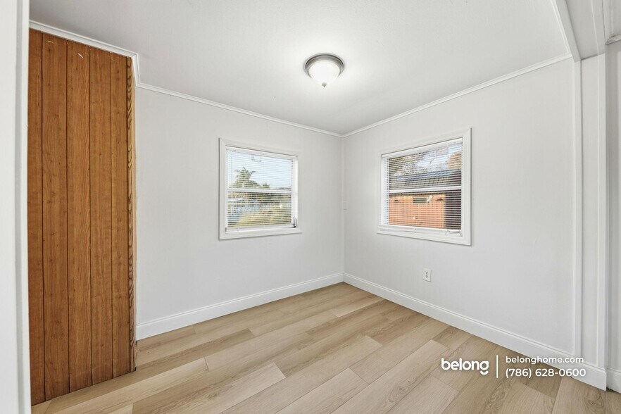 Building Photo - 1520 Hunter Rd