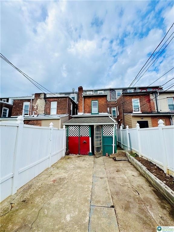 Building Photo - 637 N Penn St