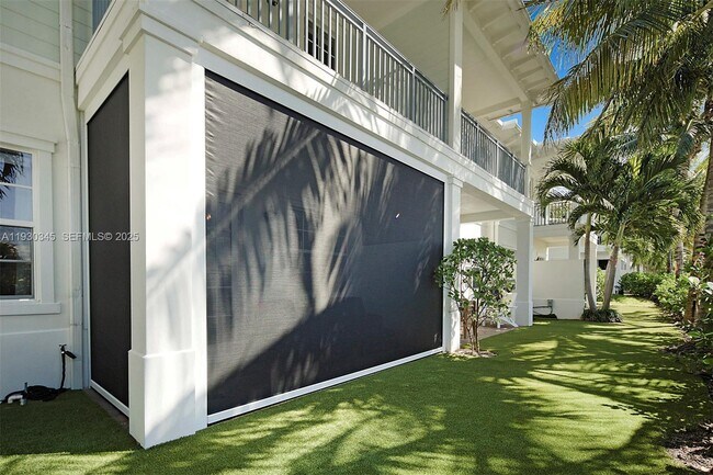 Building Photo - 140 Ocean Breeze Dr