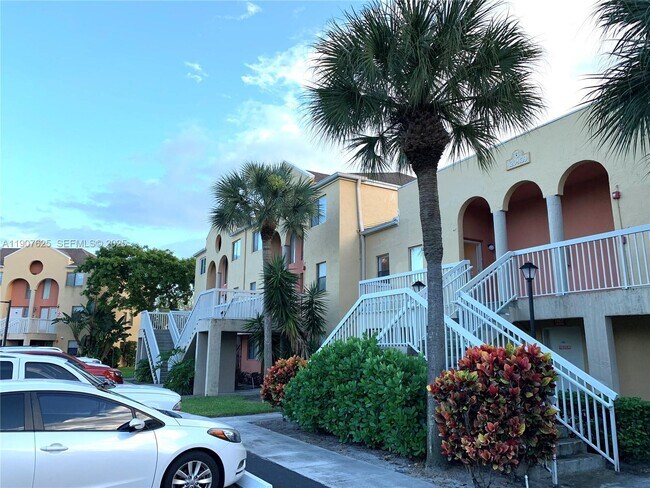 Building Photo - 5200 NW 31st Ave