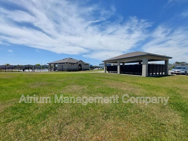 Building Photo - 1234 Cascade Dr