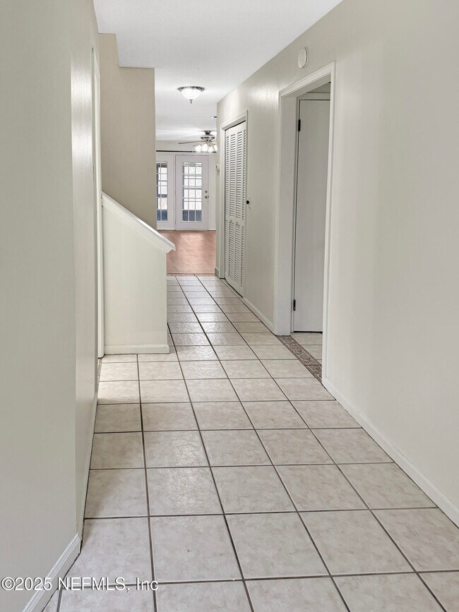 Building Photo - 10879 Cabbage Pond Ct