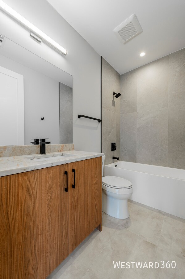 Building Photo - 2355 W Flournoy St