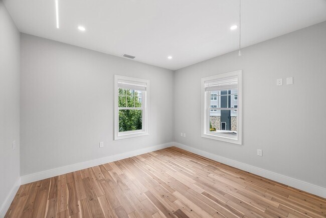 Building Photo - 30 Pitman Rd