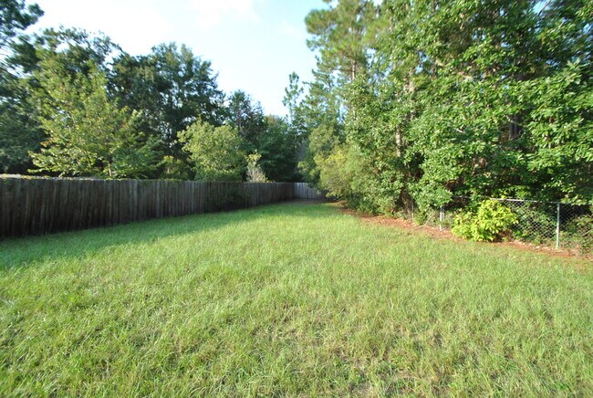Building Photo - 1256 Chinook Way