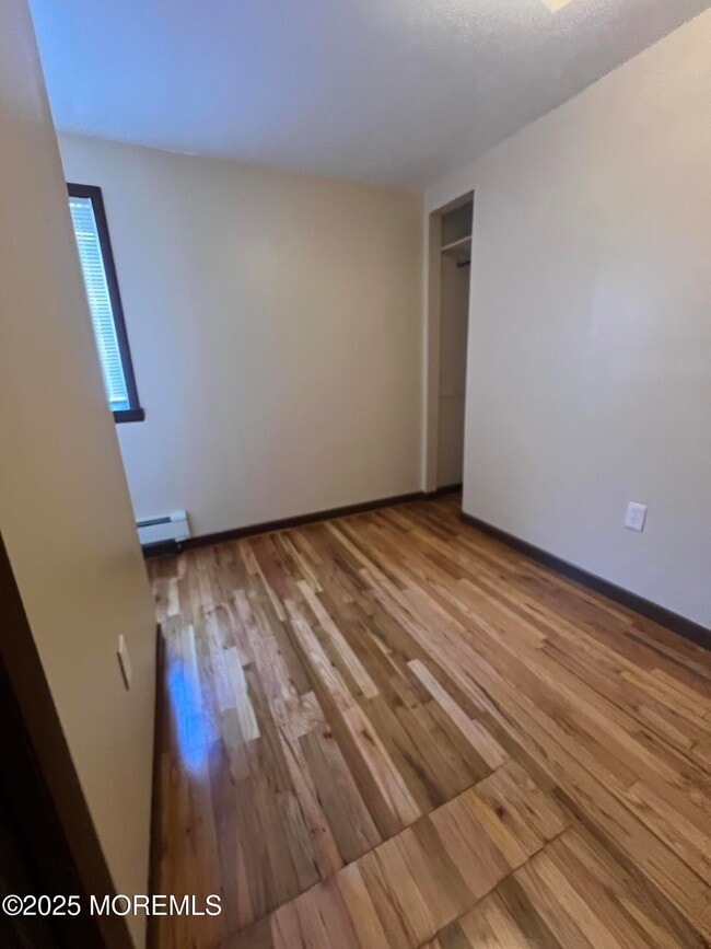 Building Photo - 46 Delafield St