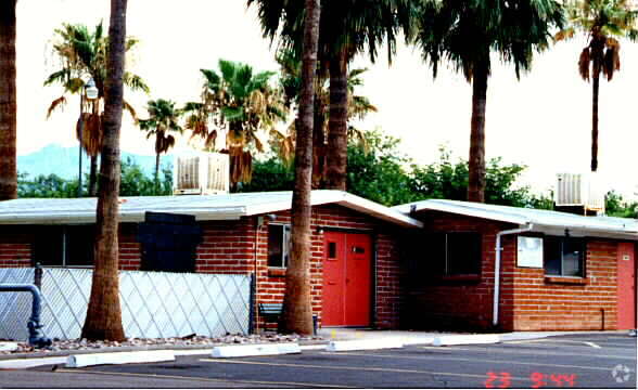 Building Photo - Continental West