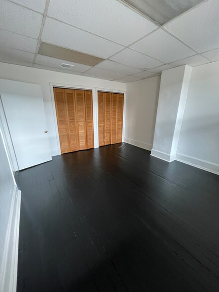 Building Photo - 510 South St