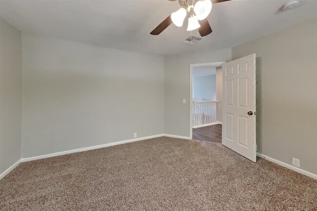 Building Photo - 4714 Pin Oak Creek Ln