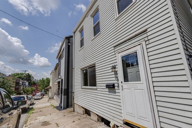 Building Photo - 132 Southern Ave