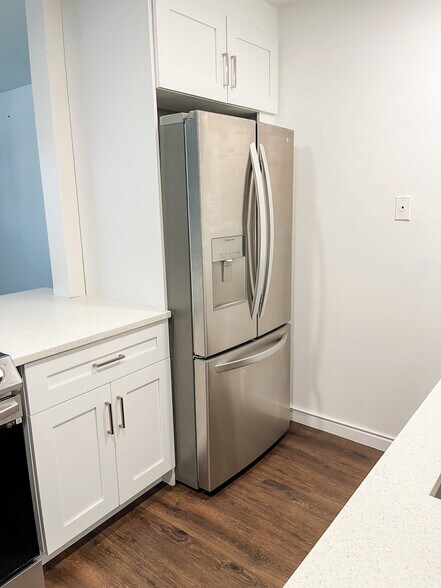 Building Photo - 4315 Aegean Dr