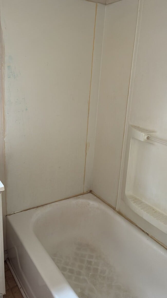 Primary Photo - 436 Wood St