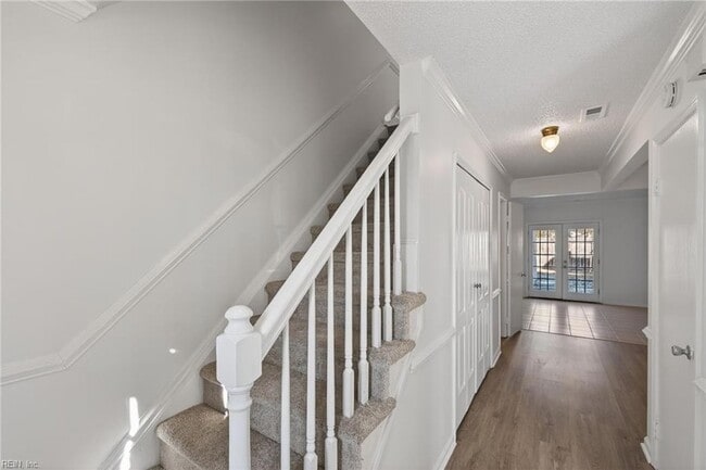 Building Photo - 4738 Greenlaw Dr