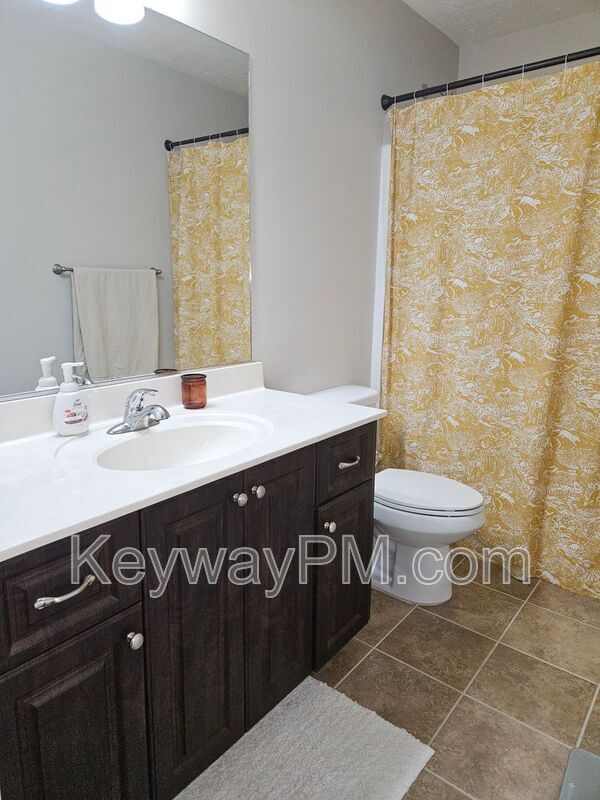 Building Photo - 905 Glenhaven Dr