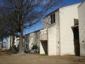 Building Photo - Sterling Townhomes