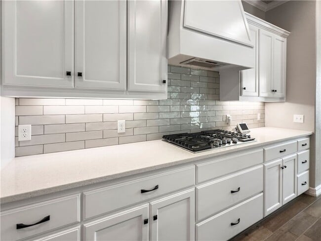 Building Photo - 2713 Colony Vis Ct