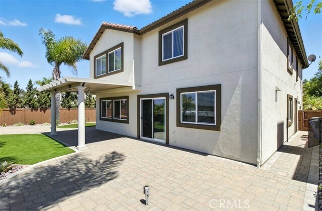 Building Photo - 880 Via La Venta