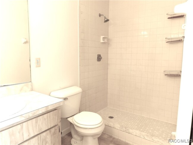 Building Photo - 9785 E Goldfinch Ln