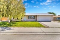 Building Photo - Charming 3-Bed, 2-Bath Home in Clifton, CO