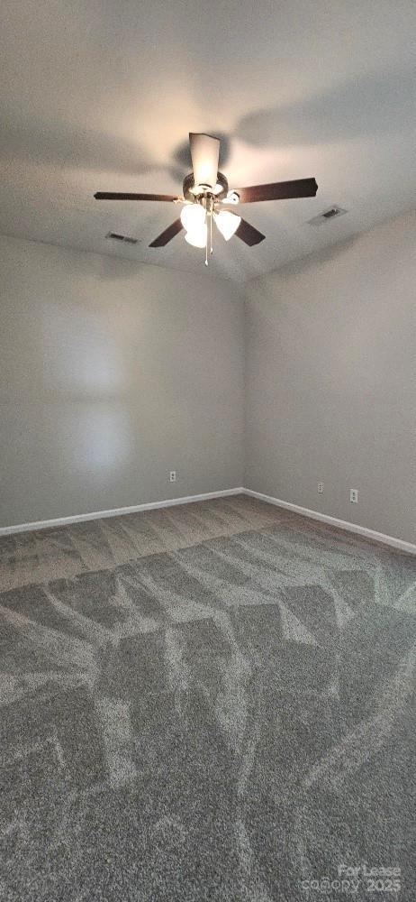 Building Photo - 2715 Meadow Knoll Dr