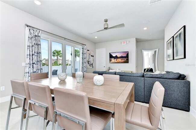 Building Photo - 7740 Sandy Ridge Dr