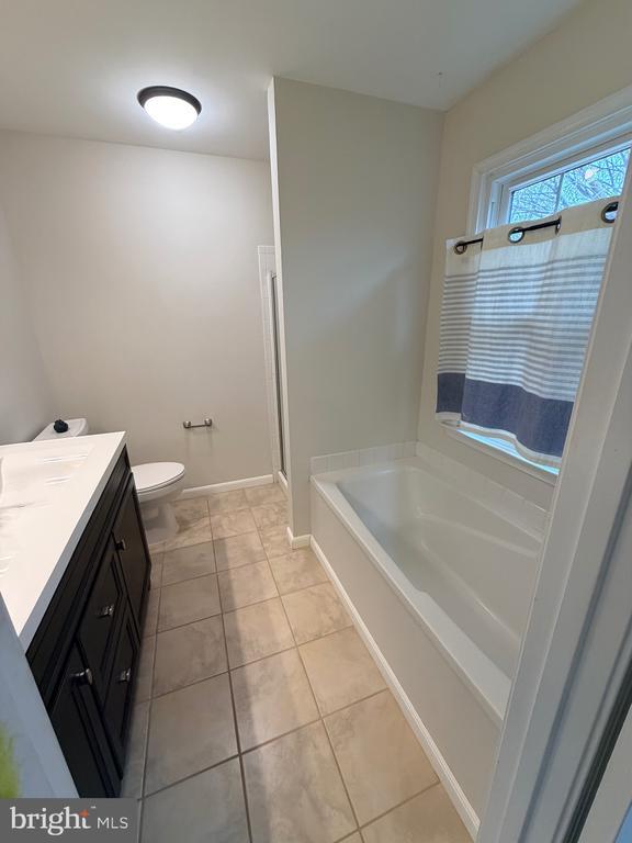 Building Photo - 46754 Woodmint Terrace