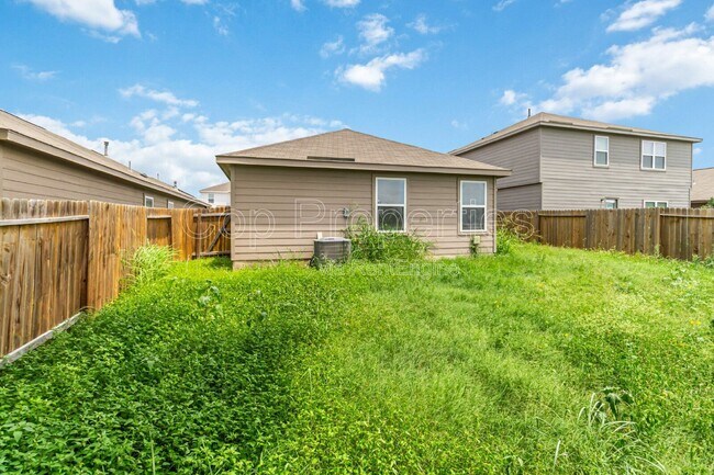 Building Photo - 15027 Harbor Lndg