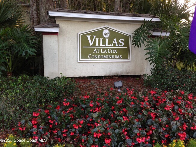 Building Photo - 3550 Sable Palm Ln