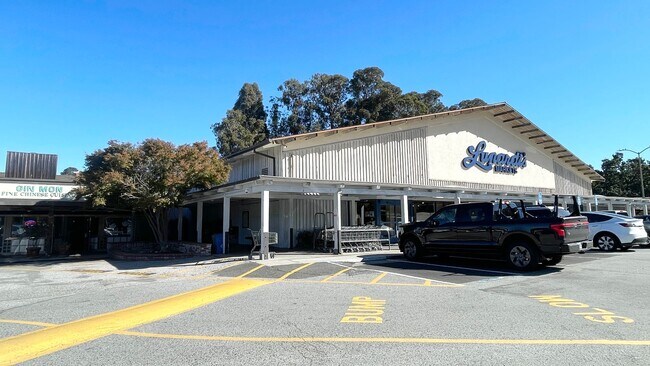 Building Photo - Alameda Apartments