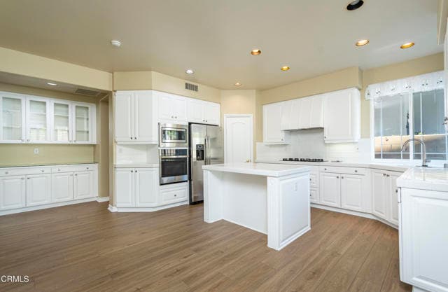 Building Photo - 801 La Vina Ln