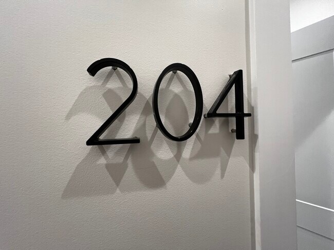 Building Photo - 4819 Main St