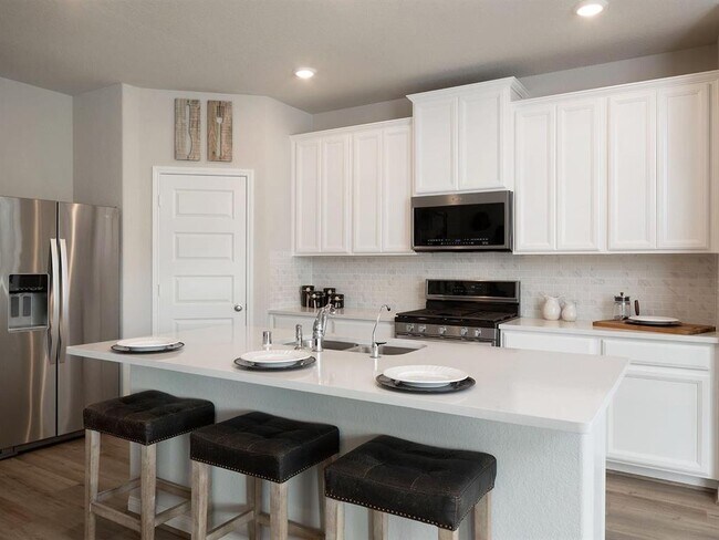 Building Photo - 2502 Cherry Pines Blvd