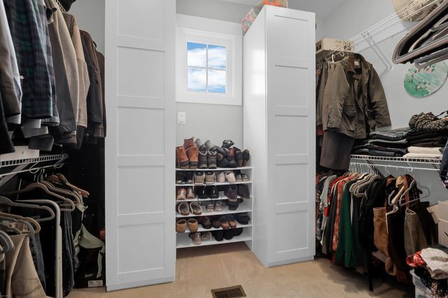 Building Photo - 1117 Sabrina Cir