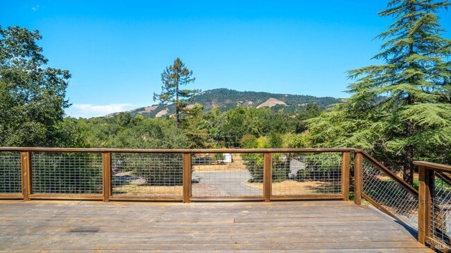 Building Photo - 6131 Batesole Dr