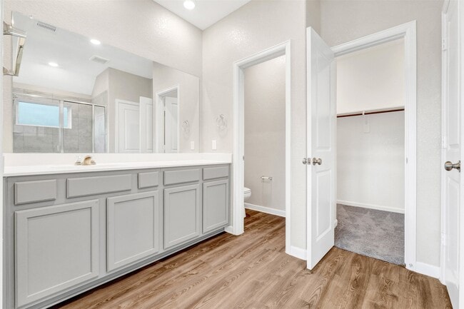 Building Photo - 30023 Vallonea Oak